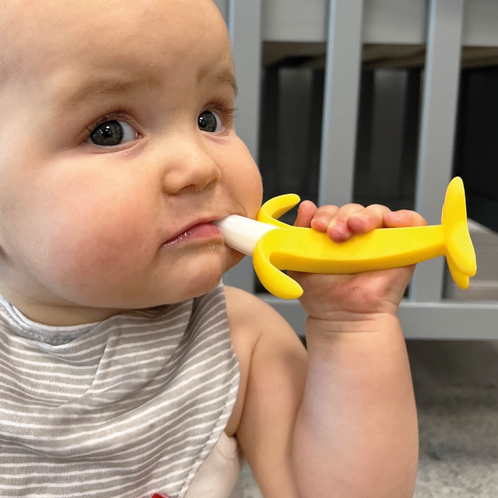 Nuby Banana Teether | 100% Silicone | BPA Free | 3m+ - Image 8